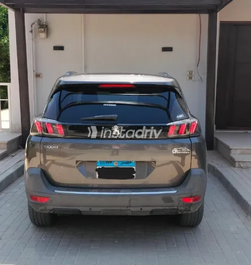 Peugeot 5008 2021 Dark Gray Automatic Used for Sale in Greater Cairo ( Cairo + Giza) - 4