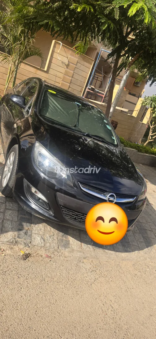 Opel Astra 2021 Black Automatic Used for Sale in Greater Cairo ( Cairo + Giza) - 7