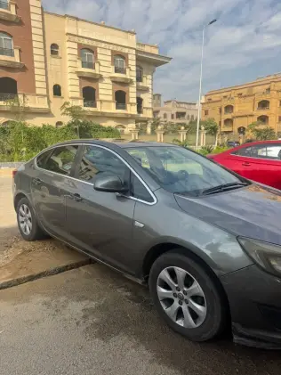 اوبل أسترا 2021 رمادي غامق أوتوماتيك مستعملة للبيع في القاهرة الكبرى ( القاهرة - الجيزة)