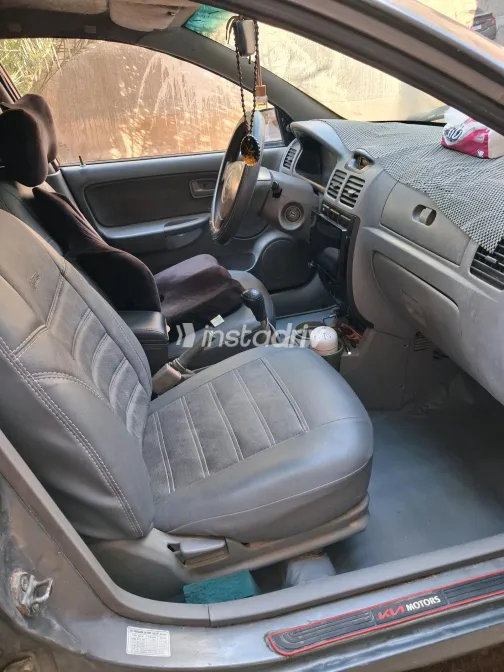 Kia Rio 2003 Gray Manual Used for Sale in Greater Cairo ( Cairo + Giza) - 6