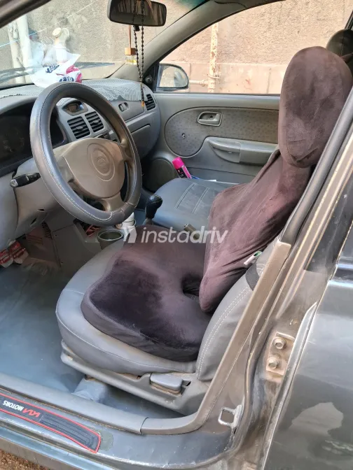 Kia Rio 2003 Gray Manual Used for Sale in Greater Cairo ( Cairo + Giza) - 10