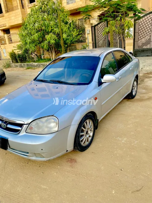 Daewoo Lacetti 2005 Silver Automatic Used for Sale in Greater Cairo ( Cairo + Giza) - 2