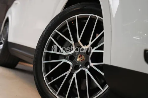 Porsche Cayenne S 2021 White Automatic Used for Sale in Greater Cairo ( Cairo + Giza) - 2