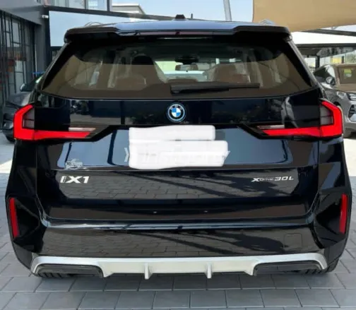BMW IX1 2024 Black Automatic Used for Sale in Greater Cairo ( Cairo + Giza) - 7
