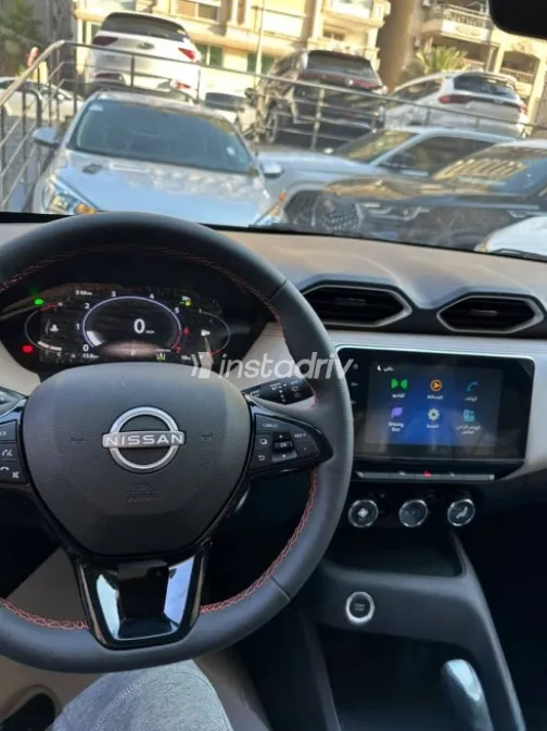 Nissan Magnite 2027 White Automatic New for Sale in Nasr city - 5