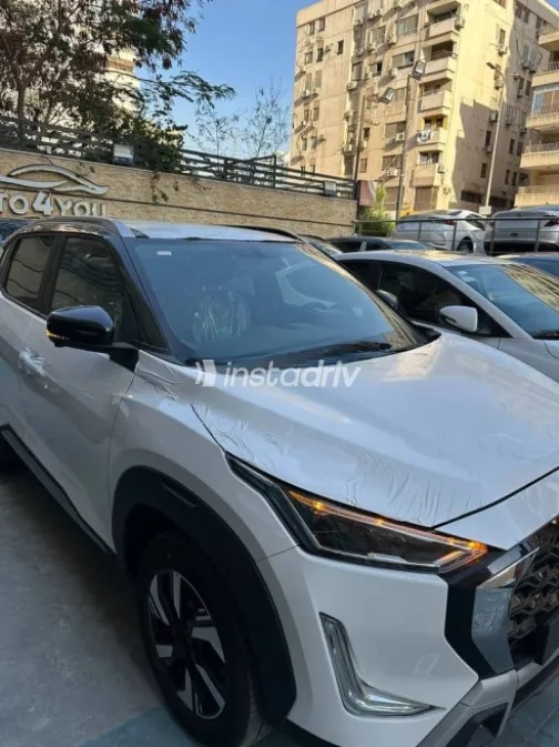 Nissan Magnite 2027 White Automatic New for Sale in Nasr city - 8