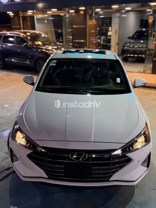 Hyundai Elantra 2027 White Automatic New for Sale in Nasr city - 2
