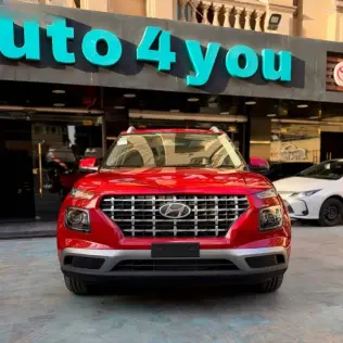 Hyundai Venue 2027 Red Automatic New for Sale in Nasr city