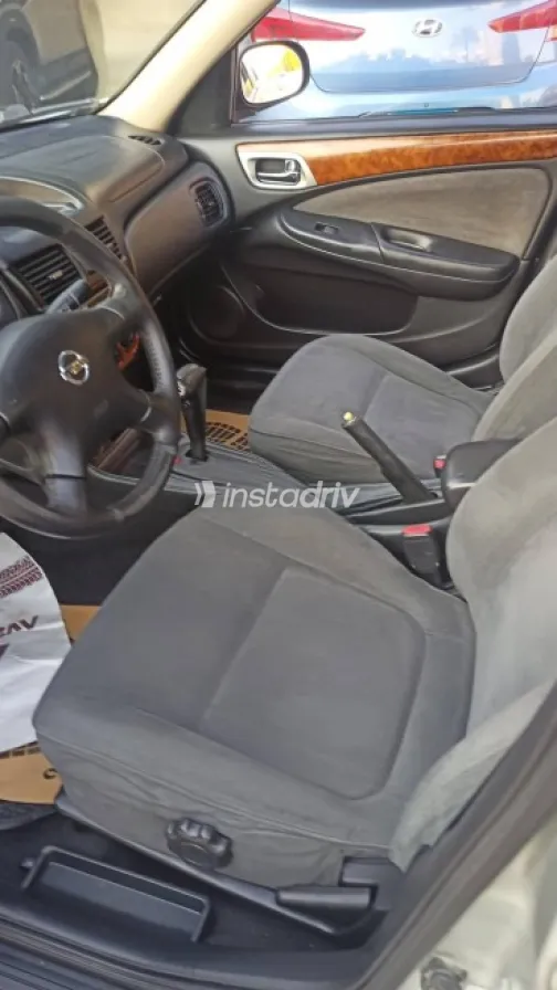 Nissan Sunny 2006 Silver Automatic Used for Sale in Heliopolis - 5