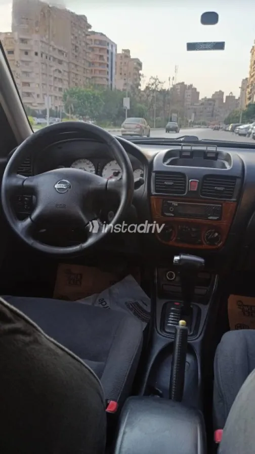 Nissan Sunny 2006 Silver Automatic Used for Sale in Heliopolis - 7