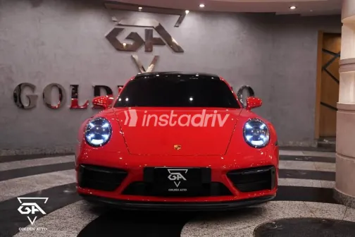 Porsche Carrera 2022 Red Automatic Used for Sale in Cairo - 1