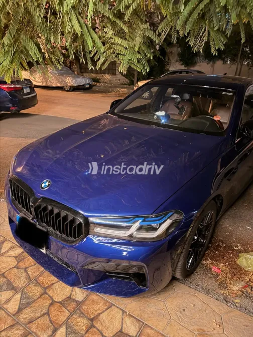 BMW 520 2014 Blue Automatic Used for Sale in Greater Cairo ( Cairo + Giza) - 4
