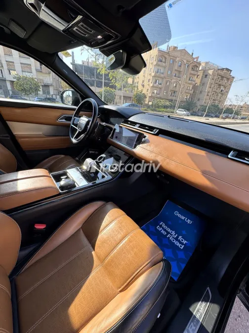 Land Rover Range Rover 2021 Black Automatic Used for Sale in Greater Cairo ( Cairo + Giza) - 4