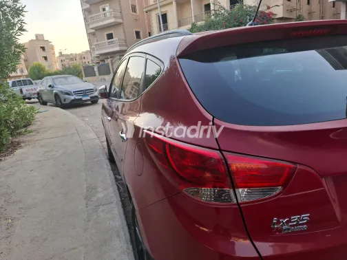 Hyundai IX 35 2016 Red Automatic Used for Sale in Greater Cairo ( Cairo + Giza) - 6
