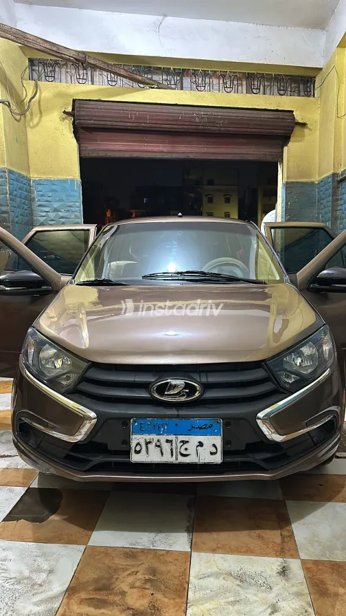 Lada Granta 2022 Brown Automatic Used for Sale in Greater Cairo ( Cairo + Giza) - 3