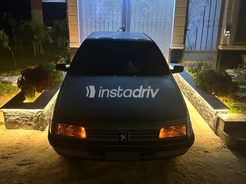 Peugeot 405 1994 Silver Manual Used for Sale in Greater Cairo ( Cairo + Giza) - 2
