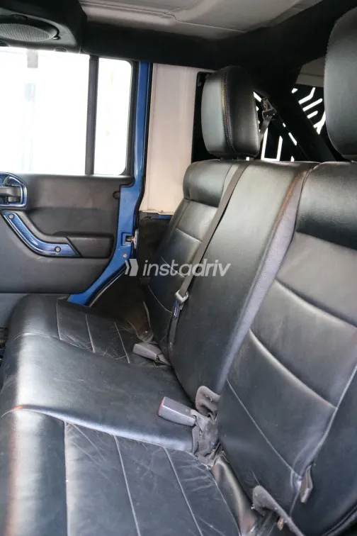 Jeep Wrangler 2012 Blue Automatic Used for Sale in Greater Cairo ( Cairo + Giza) - 3