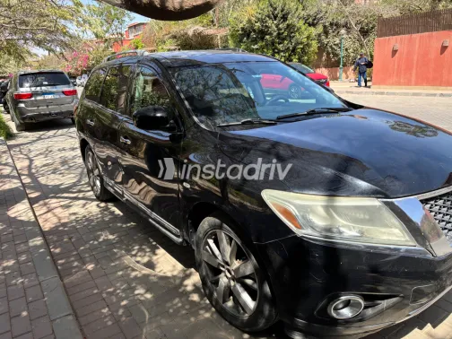 Nissan Pathfinder 2014 Black Automatic Used for Sale in Greater Cairo ( Cairo + Giza) - 2