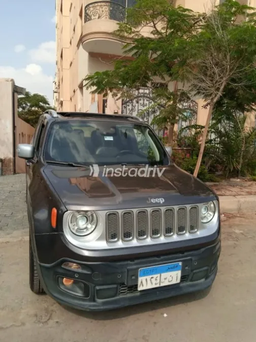 Jeep Renegade 2019 Brown Automatic Used for Sale in Nasr city - 3