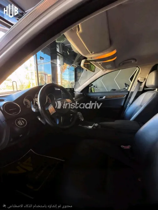 Mercedes C 180 2013 Silver Automatic Used for Sale in Greater Cairo ( Cairo + Giza) - 4