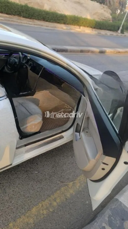 Peugeot 508 2013 White Automatic Used for Sale in Helwan - 5