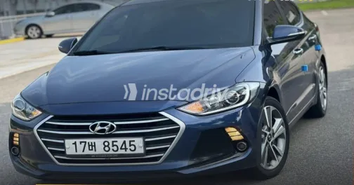 Hyundai Elantra AD 2018 Blue Automatic Used for Sale in Greater Cairo ( Cairo + Giza) - 3