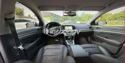Hyundai Elantra AD 2018 Blue Automatic Used for Sale in Greater Cairo ( Cairo + Giza) - 8