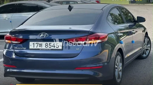 Hyundai Elantra AD 2018 Blue Automatic Used for Sale in Greater Cairo ( Cairo + Giza) - 9