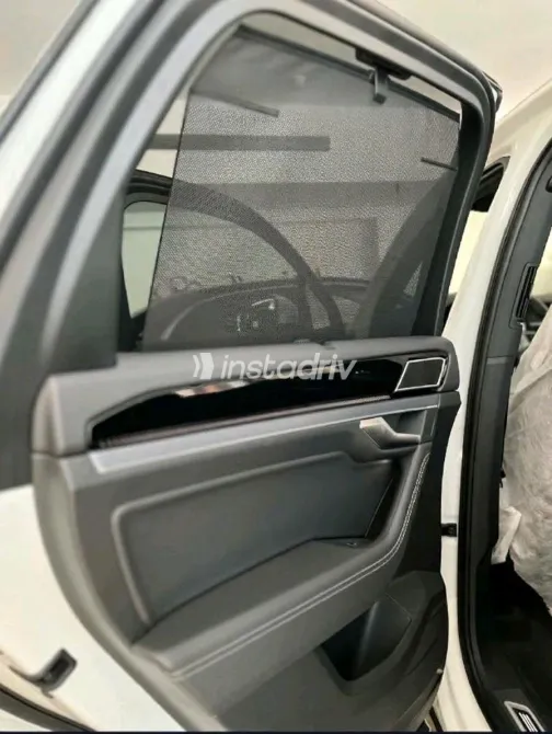 Volkswagen Touareg 2024 White Automatic Used for Sale in Greater Cairo ( Cairo + Giza) - 3