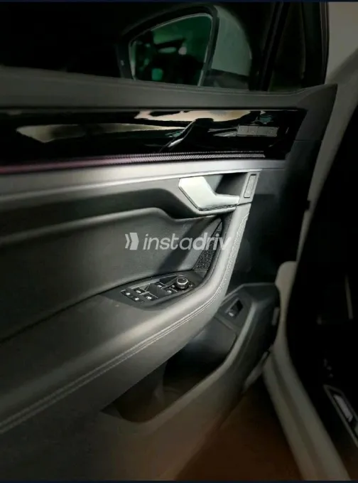 Volkswagen Touareg 2024 White Automatic Used for Sale in Greater Cairo ( Cairo + Giza) - 4