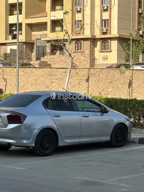 Honda City 2009 Silver Automatic Used for Sale in Greater Cairo ( Cairo + Giza) - 4