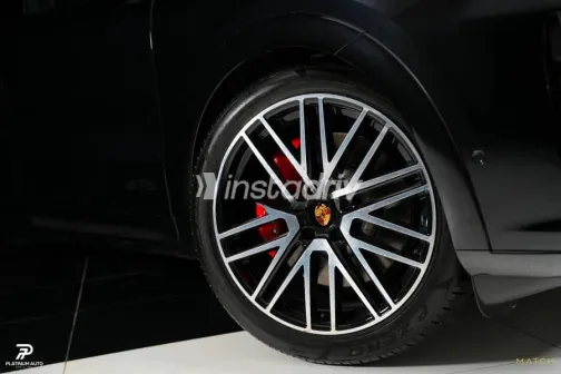 Porsche Cayenne 2026 Black Automatic New for Sale in Cairo - 6