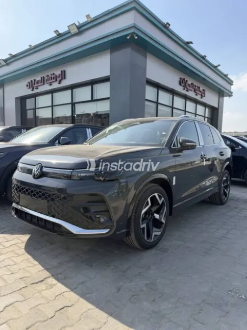 Volkswagen Tiguan 2026 Gray Automatic New for Sale in Cairo - 2