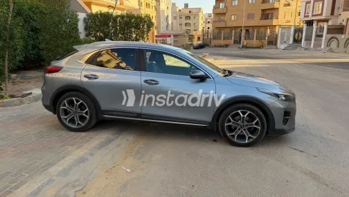 كيا اكسيد 2022 رمادي أوتوماتيك مستعملة للبيع في القاهرة الكبرى ( القاهرة - الجيزة) - 4