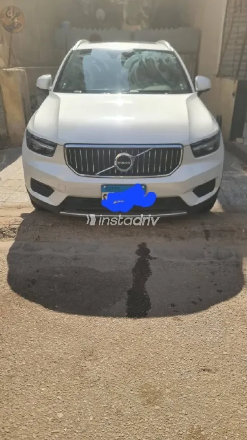 Volvo XC 40 2022 White Automatic Used for Sale in Heliopolis - 8