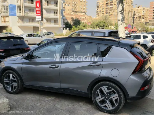 هيونداي فينيو 2022 فضي أوتوماتيك مستعملة للبيع في القاهرة الكبرى ( القاهرة - الجيزة) - 4