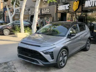 Hyundai Venue 2022 Silver Automatic Used for Sale in Greater Cairo ( Cairo + Giza)