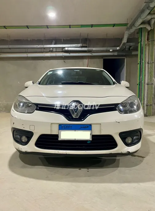 Renault Fluence 2015 Beige Automatic Used for Sale in Greater Cairo ( Cairo + Giza) - 4