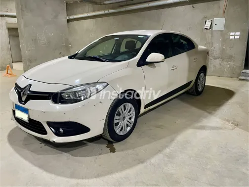 Renault Fluence 2015 Beige Automatic Used for Sale in Greater Cairo ( Cairo + Giza) - 6