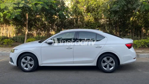 Skoda Octavia A8 2022 White Automatic Used for Sale in Greater Cairo ( Cairo + Giza) - 2