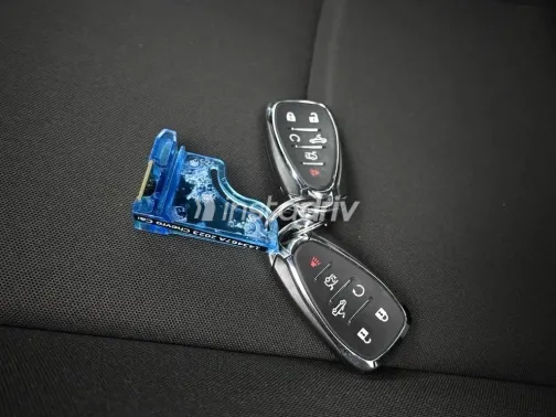 Chevrolet Camaro 2023 Silver Automatic Used for Sale in Greater Cairo ( Cairo + Giza) - 4