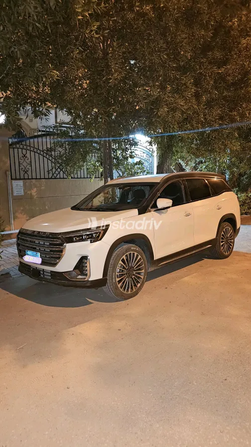 Jetour X90 Plus 2024 White Automatic Used for Sale in Greater Cairo ( Cairo + Giza) - 5