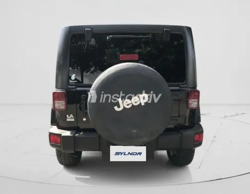 Jeep Wrangler 2014 Black Automatic Used for Sale in Greater Cairo ( Cairo + Giza) - 4