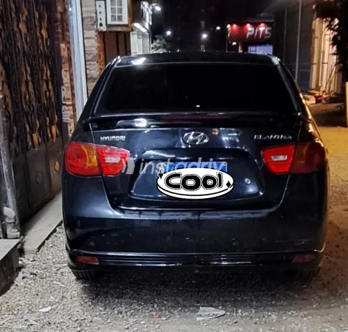 Hyundai Elantra 2010 Black Automatic Used for Sale in Greater Cairo ( Cairo + Giza) - 4
