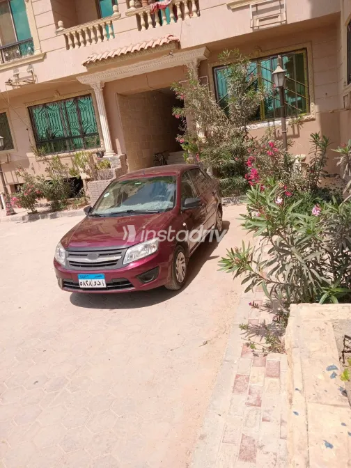 Lada Granta 2020 White Manual Used for Sale in Greater Cairo ( Cairo + Giza) - 6