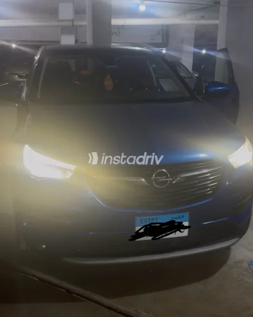 Opel Grandland 2022 Blue Automatic Used for Sale in Greater Cairo ( Cairo + Giza) - 6
