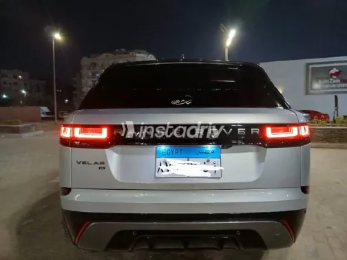 Land Rover Velar 2021 Gray Automatic Used for Sale in Nasr city - 3