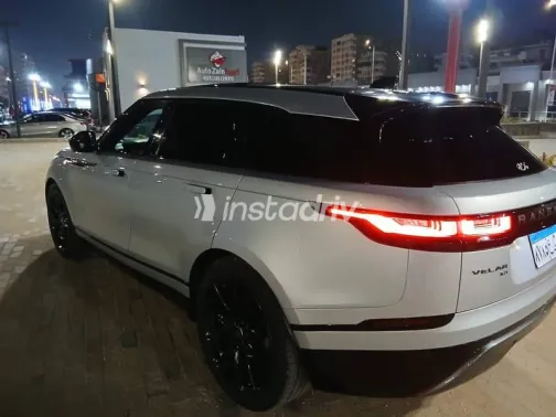 Land Rover Velar 2021 Gray Automatic Used for Sale in Nasr city - 5