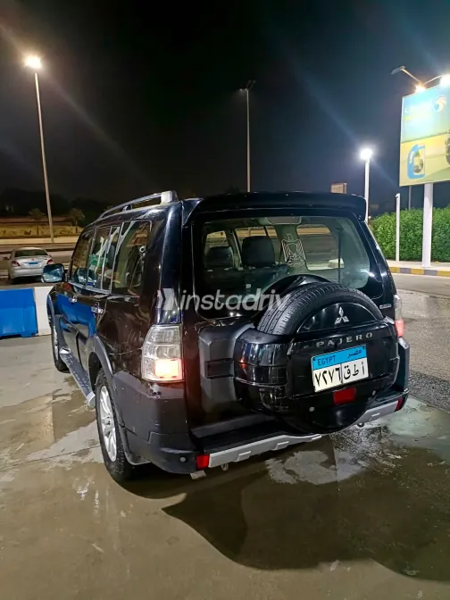 Mitsubishi Pajero 2012 Black Automatic Used for Sale in Greater Cairo ( Cairo + Giza) - 1
