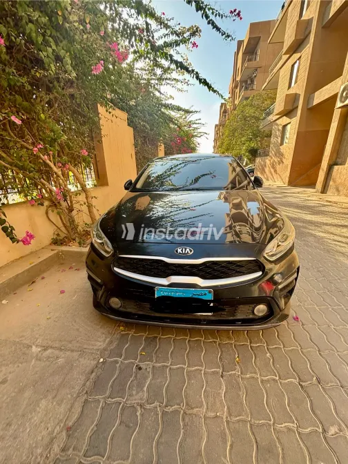 Kia Grand Cerato 2021 White Automatic Used for Sale in Greater Cairo ( Cairo + Giza) - 2